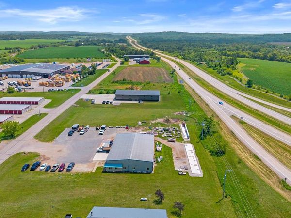 411 LORRY STREET, Amherst, WI 54406