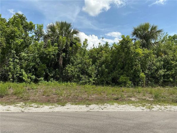 5413 Lee ST , LEHIGH ACRES, FL 33971