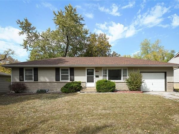 6100 E 148th Terrace, Grandview, MO 64030