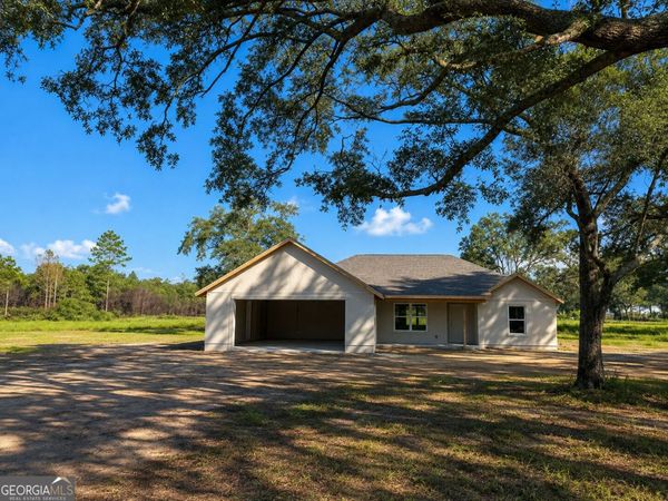 216 Satilla Sands Drive, Waynesville, GA 31566