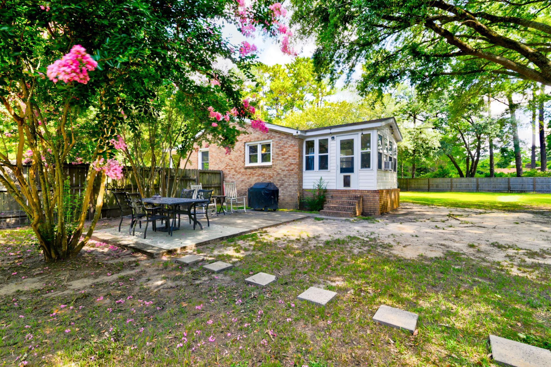 1370 Old Whitesville Road Photo 17