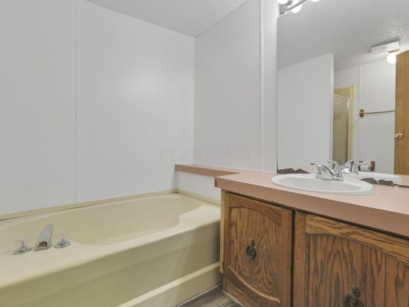 4390 Van Horn Road SW, Bremen, OH 43107 Photo 23