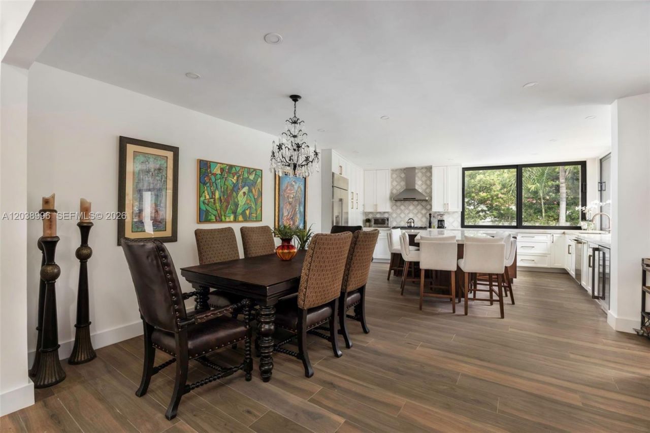 3303 Halissee St , Coconut Grove, FL 33133 Photo