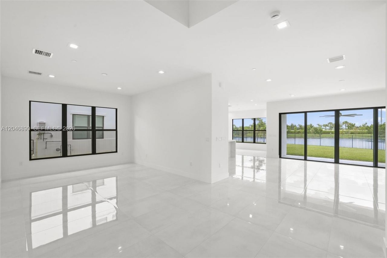 12866 Crane Xing , Palm Beach Gardens, FL 33412 Photo