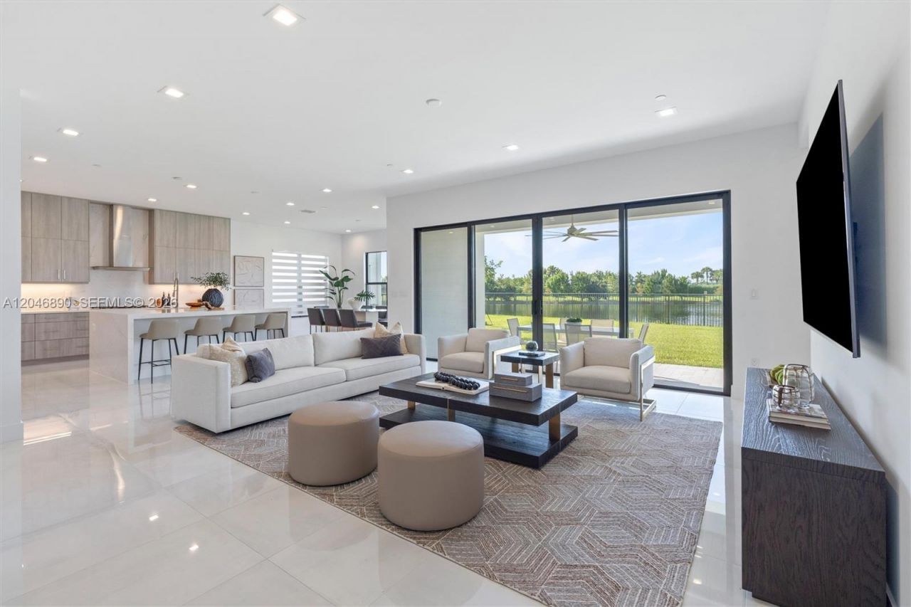 12866 Crane Xing, Palm Beach Gardens, FL 33412 Photo