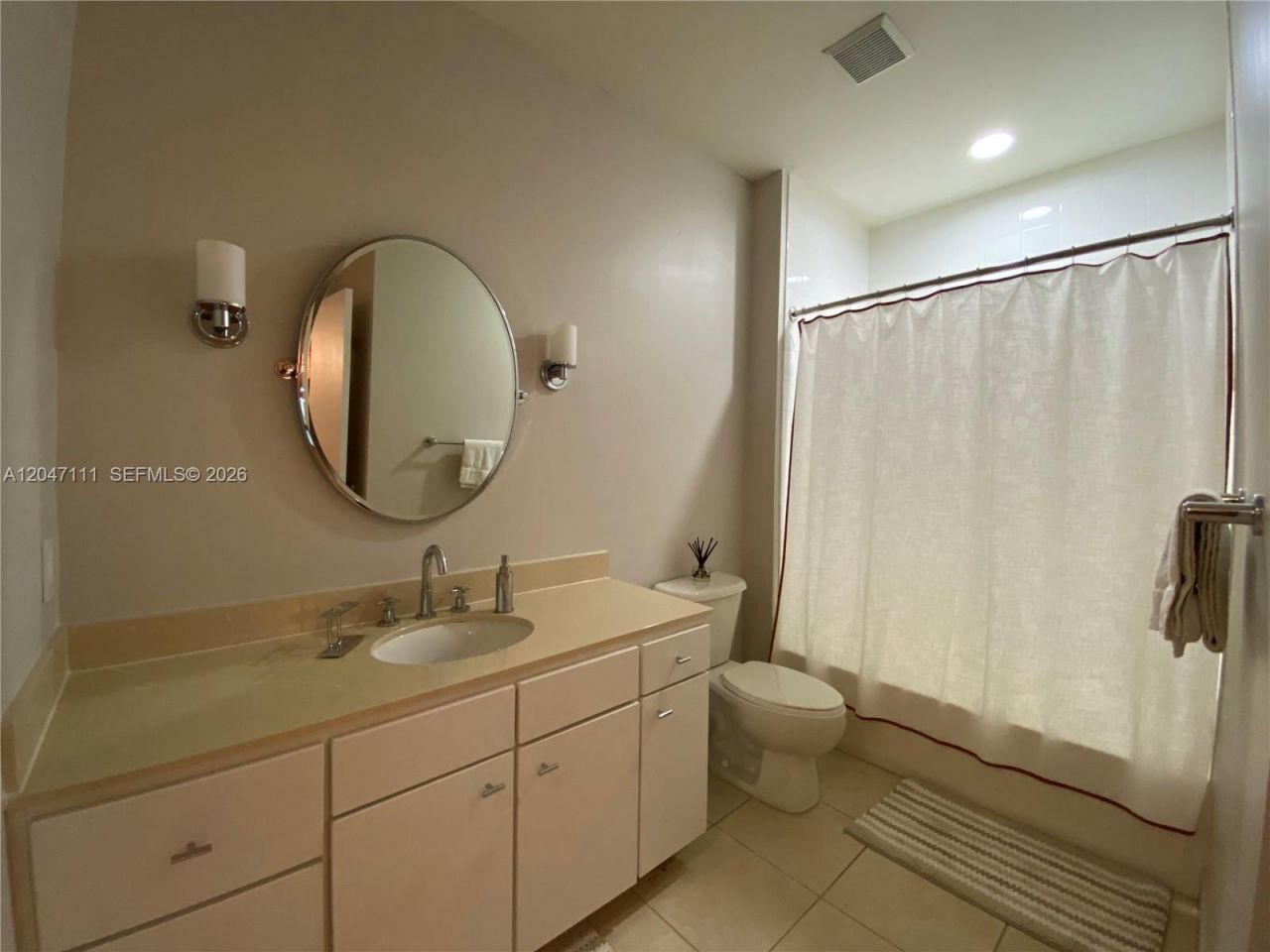 2001 Biscayne Blvd , Unit 3203, Miami, FL 33137 Photo