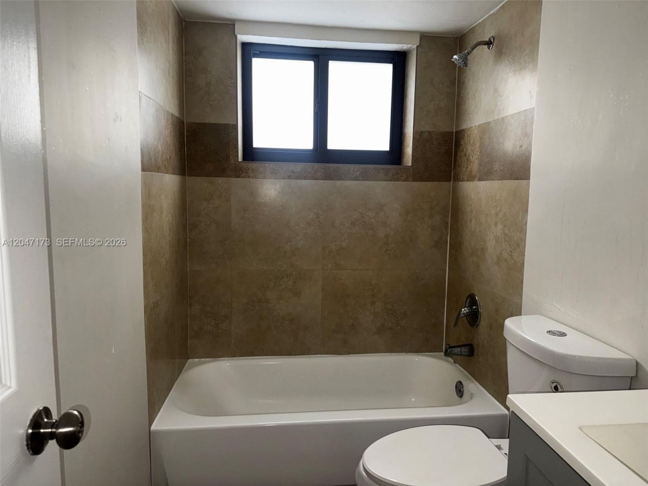1330 W 29th St , Unit 9, Hialeah, FL 33012 Photo