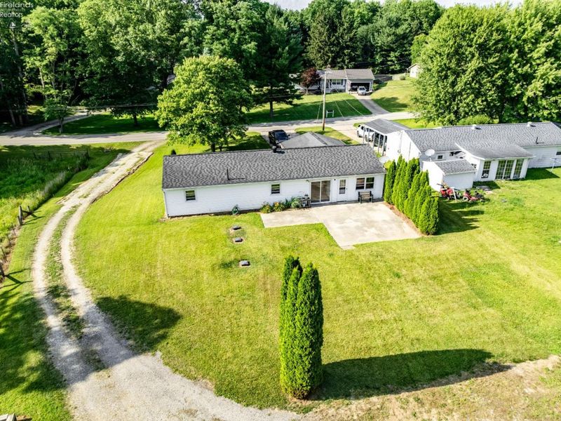 1881 Snyder Road, Willard, OH 44890 Photo 10