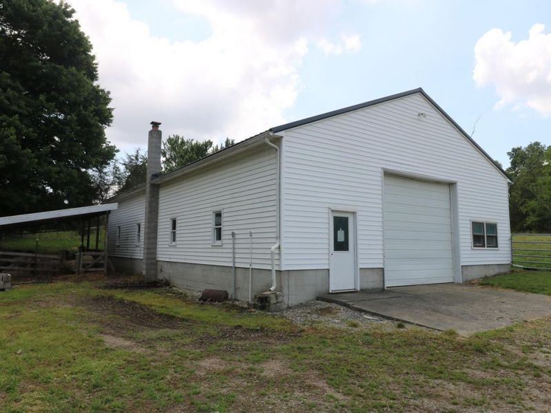 1881 Snyder Road, Willard, OH 44890 Photo 9
