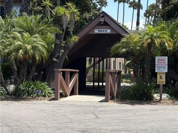 1920 N H Street, Unit 235, Oxnard, CA 93036