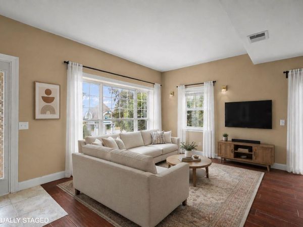2884 Holborn Circle, Madison, WI 53718