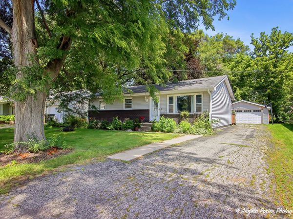 4800 Willow Lane , McHenry, IL 60050