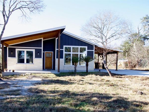 1240 Canyon SHRS, Canyon Lake, TX 78133