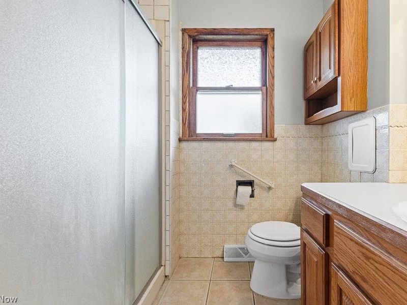 681 Newton Avenue, Barberton, OH 44203 Photo 19