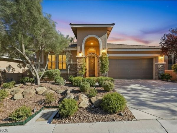 10335 Bays Mountain Avenue , Las Vegas, NV 89166
