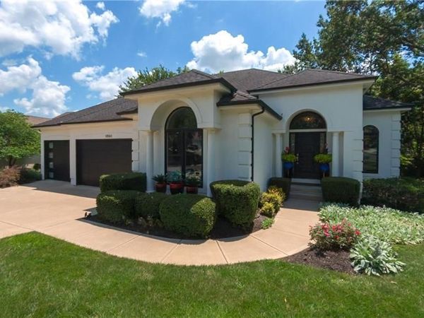 10561 Walmer Street, Overland Park, KS 66212