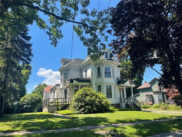 229 Park Avenue , Oneida, NY 13421