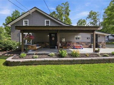 11734 N Canada Street, Holland, NY 14080