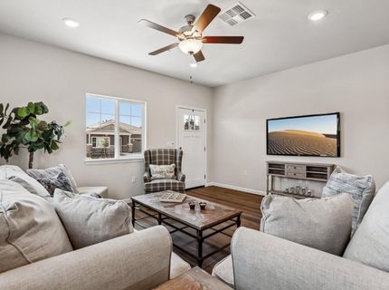 9140 Hensley Way, Elk Grove, CA 95758 Photo