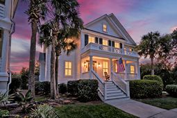 1105 Barfield Street photo 4