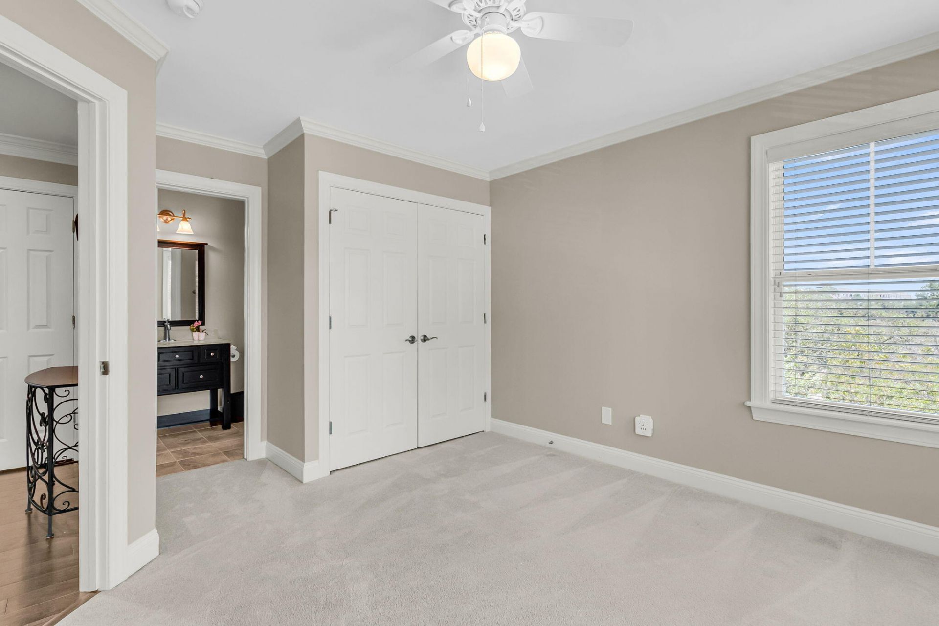 1105 Barfield Street Photo 22