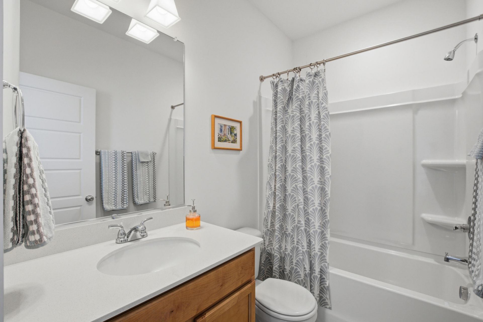 589 Blueway Avenue Photo 24