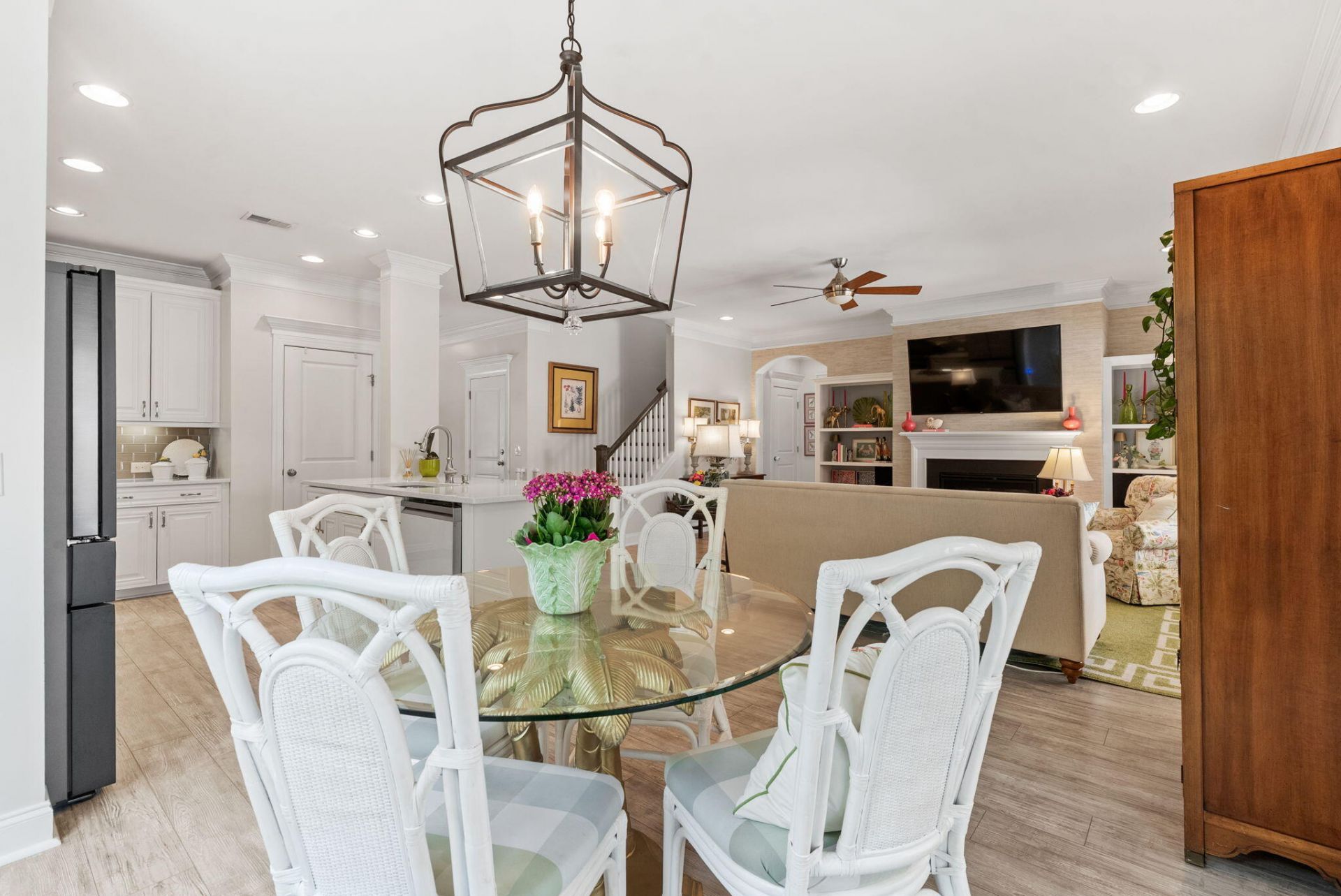 1551 Chastain Road Photo 22