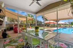 1551 Chastain Road photo 4