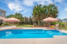 1551 Chastain Road photo 4