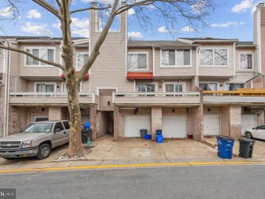9861 Lake Shore Drive, Gaithersburg, MD 20886 Main Photo