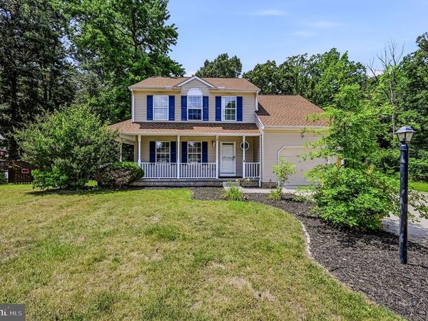 18 ARDSLEY CIRCLE, DOVER, DE 19904