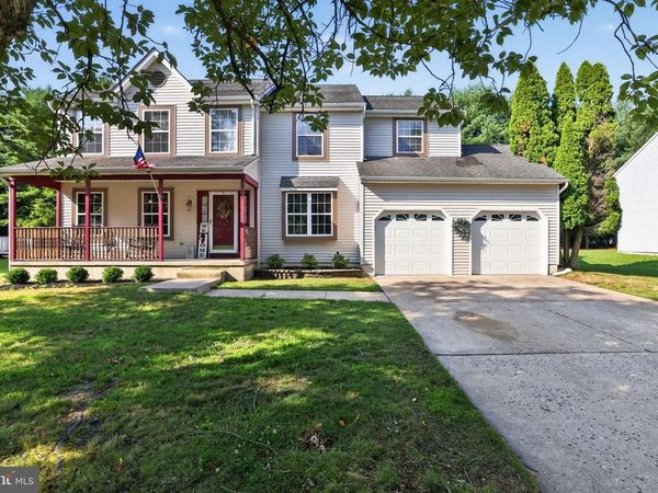 999 KENSINGTON DRIVE, EASTAMPTON, NJ 08060