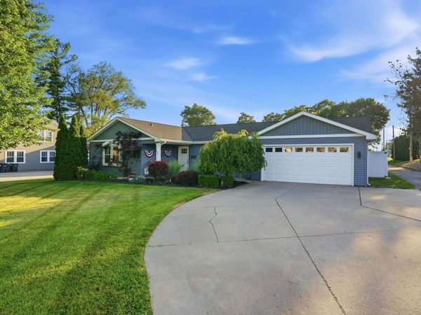 645 N Riley Street, Kendallville, IN 46755