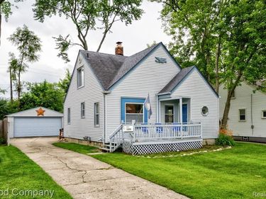 1355 Harvard Road, Berkley, MI 48072