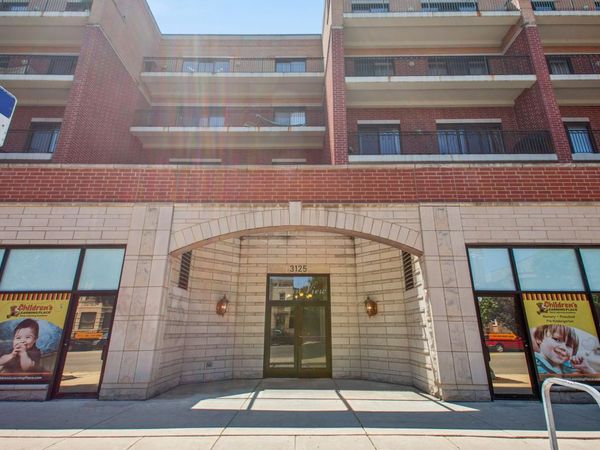 3125 W Fullerton Avenue, Unit 406, Chicago, IL 60647