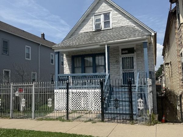 10524 S Avenue M , Chicago, IL 60617