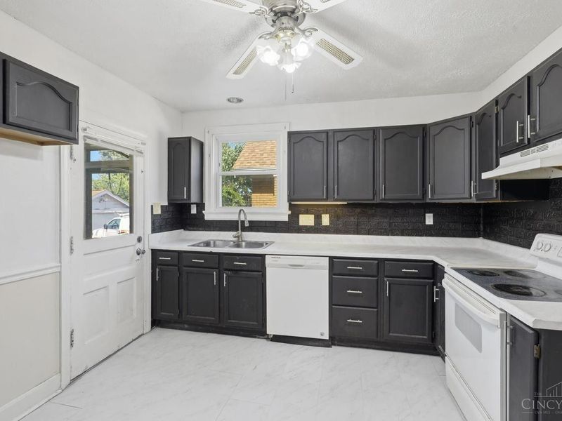 1714 Waltham Avenue, North College Hill, OH 45239 Photo 18