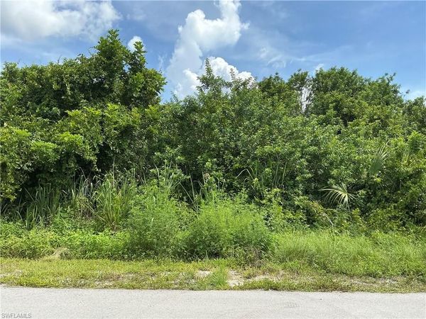 5411 Lee ST , LEHIGH ACRES, FL 33971
