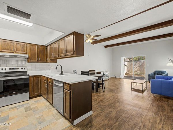 910 N CENTER Street, Unit 16, Mesa, AZ 85201