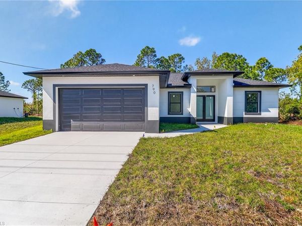 1156 Damen ST E, LEHIGH ACRES, FL 33974