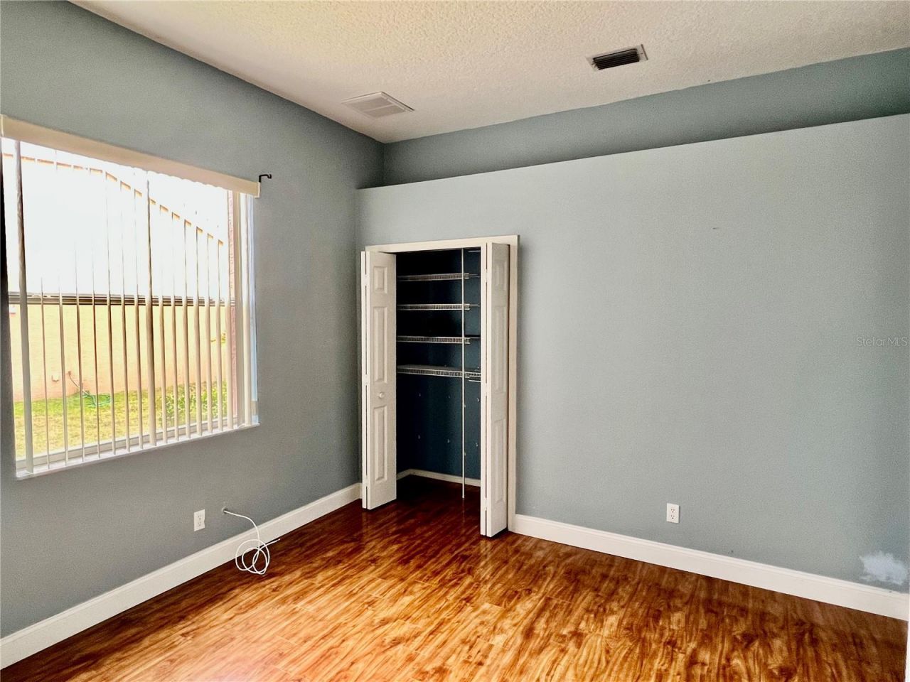 3715 72nd Ave E, Sarasota, FL 34243 Photo