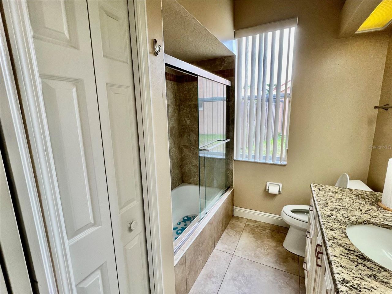 3715 72nd Ave E, Sarasota, FL 34243 Photo