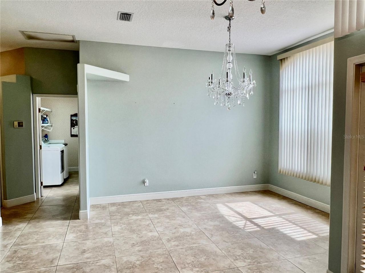 3715 72nd Ave E, Sarasota, FL 34243 Photo
