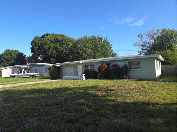2913 ENGLEWOOD DRIVE , LARGO, FL 33771