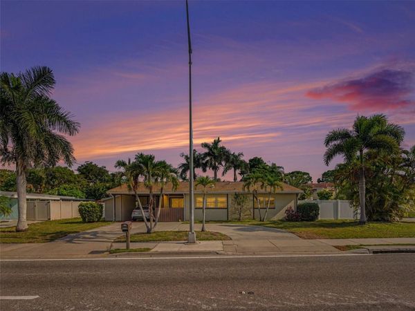 3103 BAYSHORE GARDENS PARKWAY , BRADENTON, FL 34207