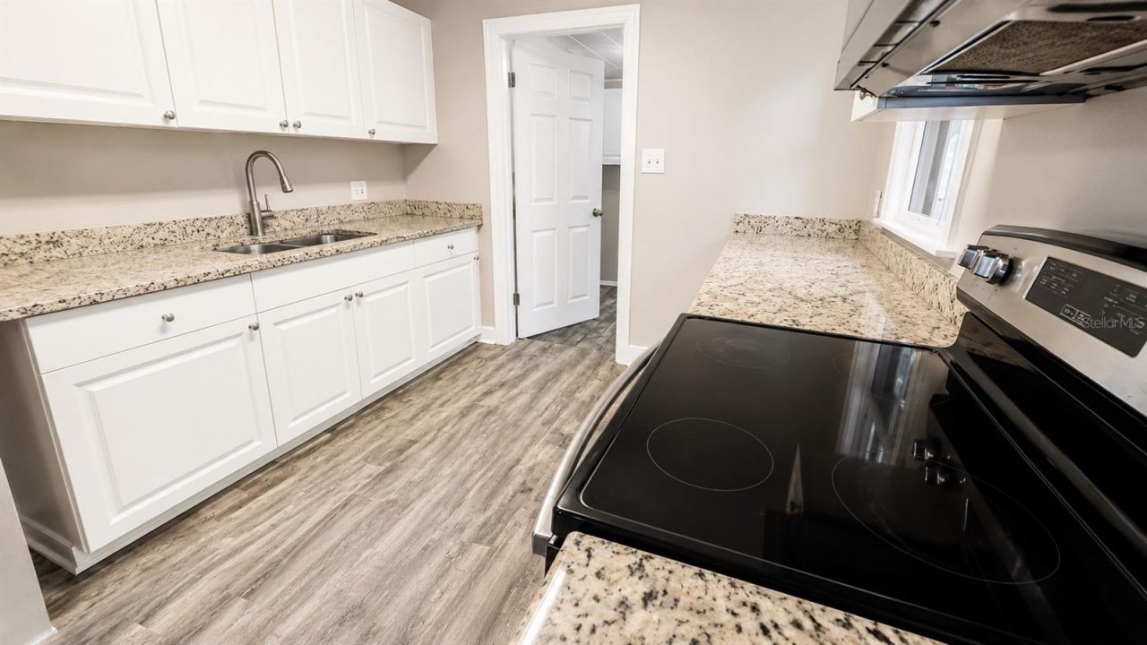 657 15th Avenue S, Saint Petersburg, FL 33701 Photo