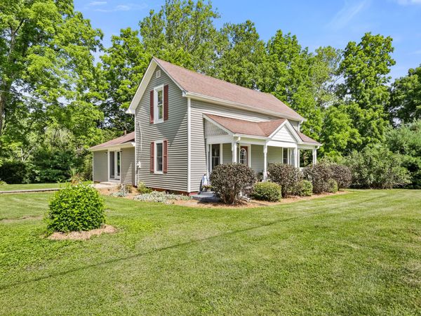 6442 S 300 W, Trafalgar, IN 46181