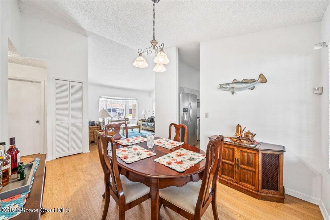 3353 Lake View Circle, Melbourne, FL 32934 Photo