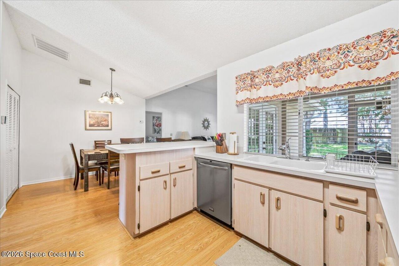 3353 Lake View Circle, Melbourne, FL 32934 Photo