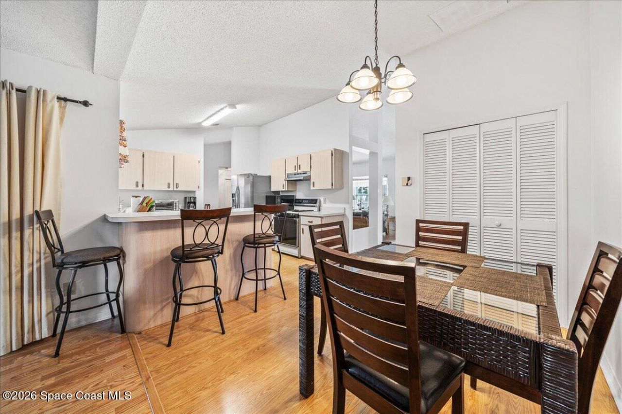 3353 Lake View Circle, Melbourne, FL 32934 Photo